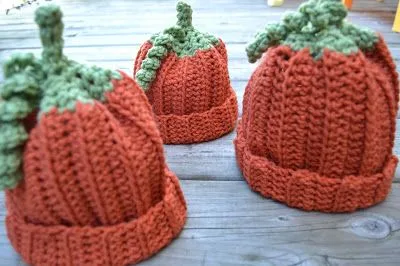 Crochet Pumpkin Beanie Hat Pattern | Cozy Fall DIY Project — photo 2
