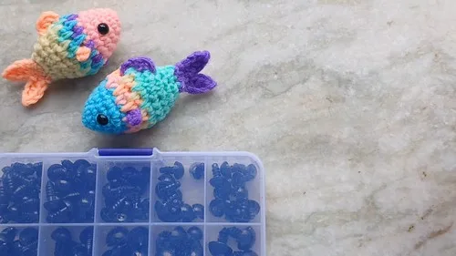 Cute Crochet Baby Fish Amigurumi Pattern — photo 2