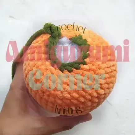 Amigurumi pumpkin crochet pattern with curly tendril — photo 2