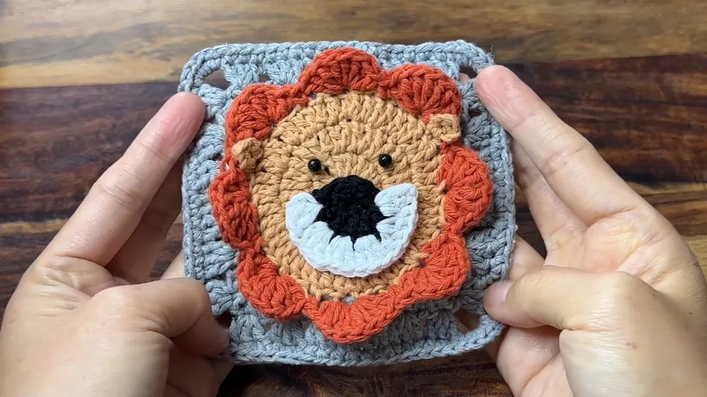 Crochet Lion 3D Granny Square Pattern for Beginners