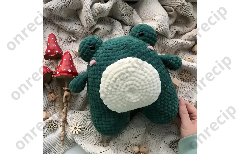 Frog amigurumi pattern with joined leg construction