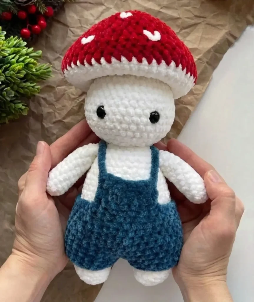 Mushroom amigurumi pattern: making Elliot in chenille yarn