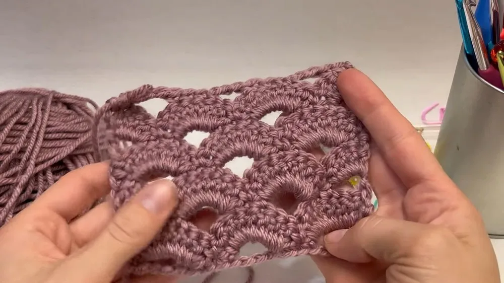 Arcade stitch crochet pattern: shell rows explained