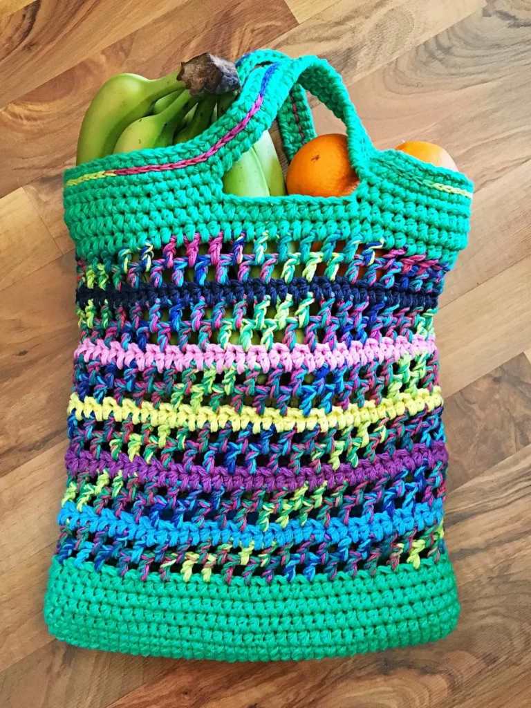 Cotton market bag pattern with mesh body and chain handles