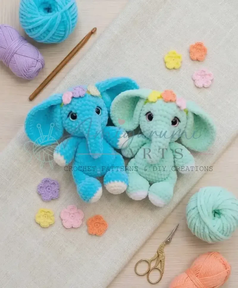 Crochet an amigurumi elephant with a chenille trunk — photo 3