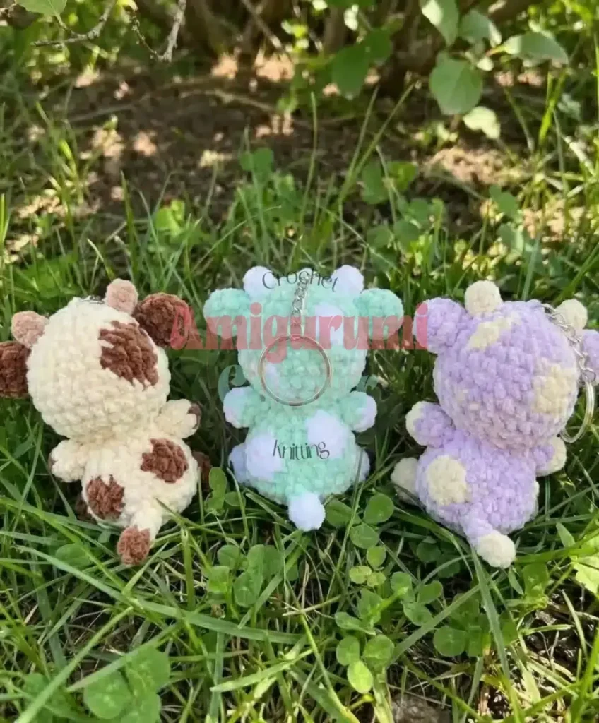 Mini cow amigurumi keychain crochet pattern