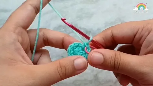 Mini turtle amigurumi pattern with shell and flippers — photo 3