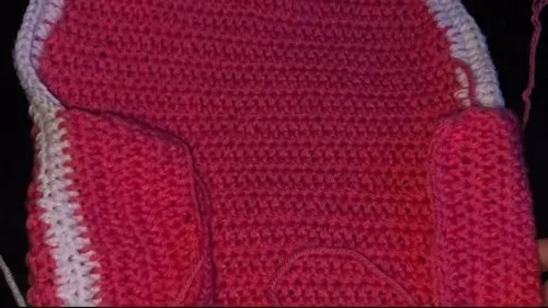 Side stripe crochet top with criss-cross back straps — photo 3