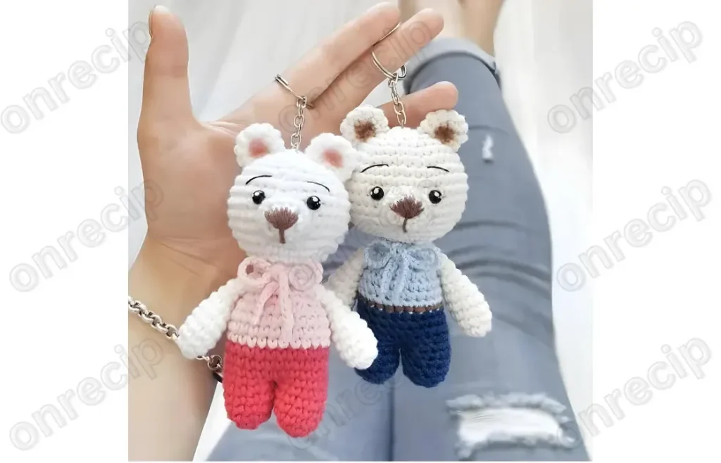 Small amigurumi bear pattern with a 2.5 mm hook